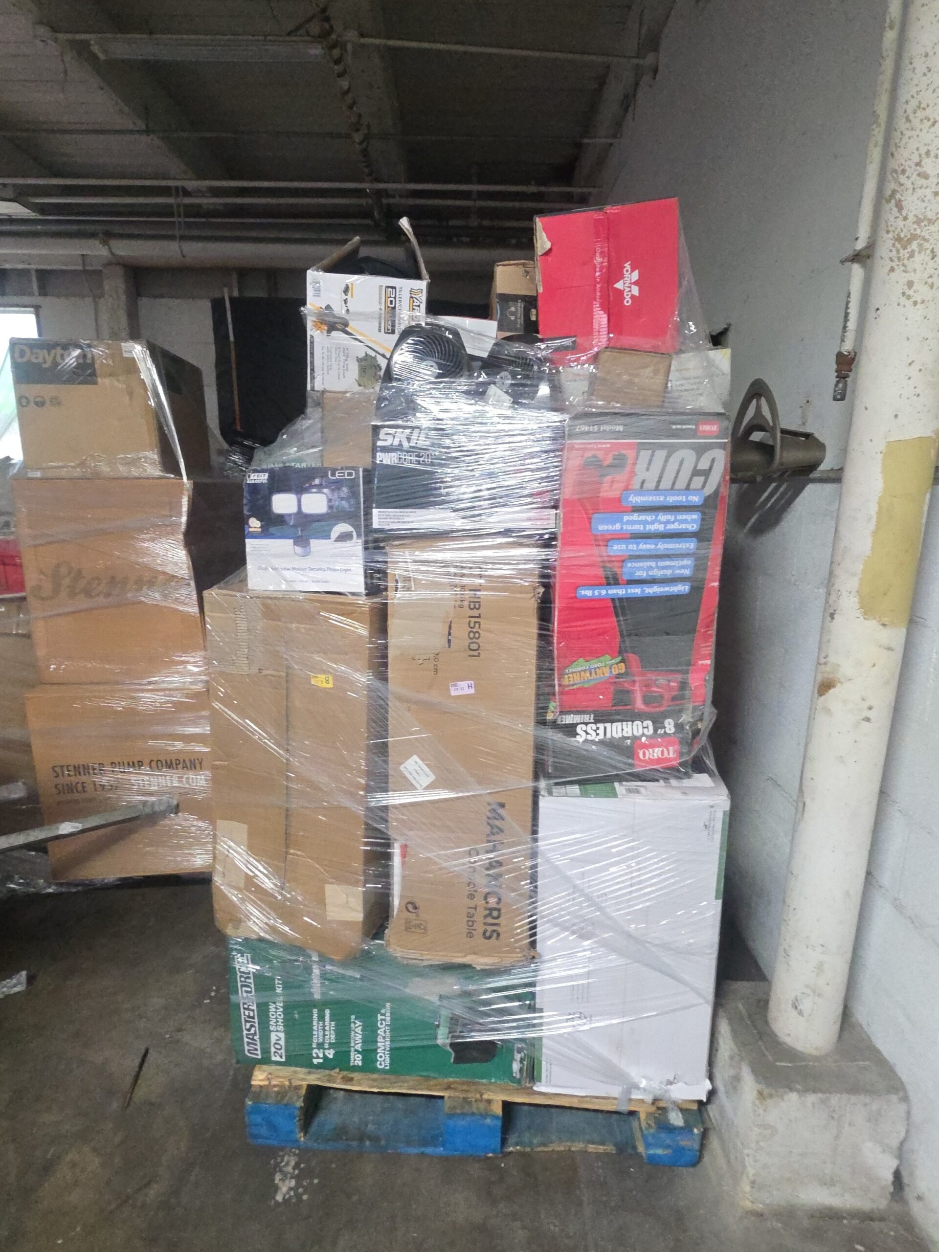 Mixed Retailer With Tools Pallets Mixed retailer tools pallet — single pallet of mixed-retailer tools and hardware overstock including hand tools, power tools, tool storage, and hardware from Home Depot, Lowes, Walmart, Amazon