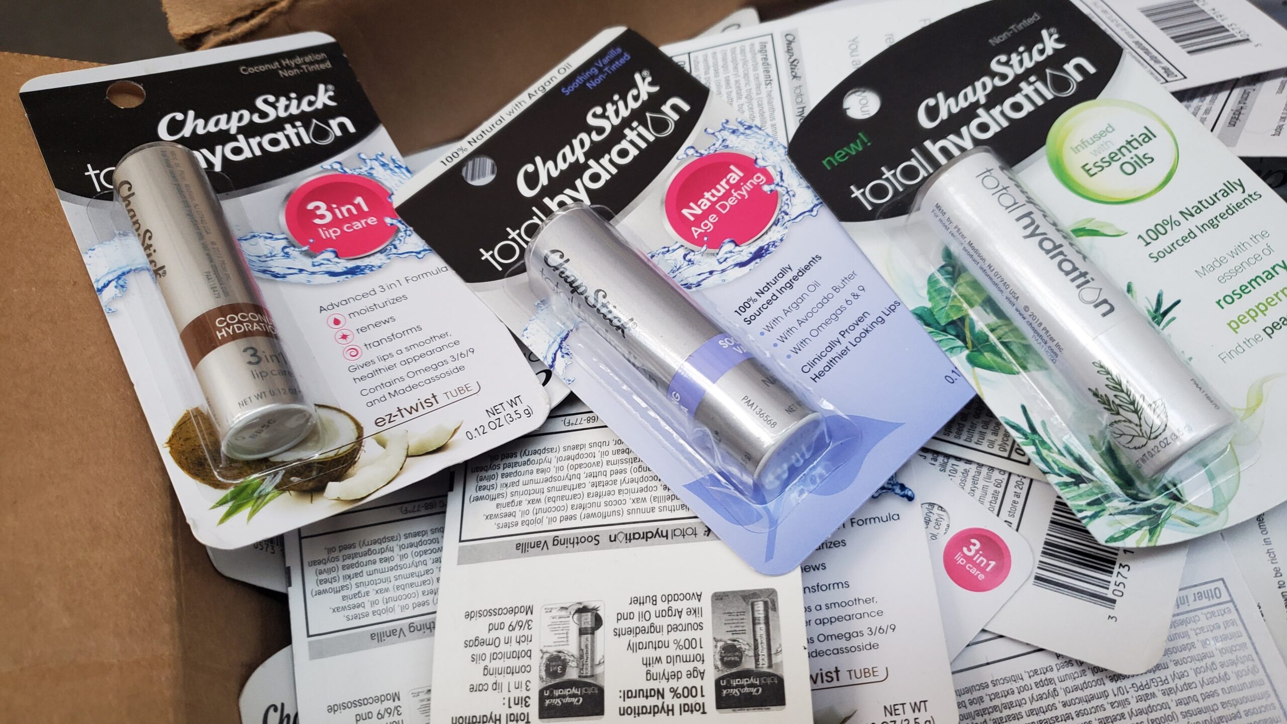 Lot of Chapstick Total Hydration 200pcs Chapstick Total Hydration lot of 200 lip-care pieces arranged for shipping from Save More Liquidations
