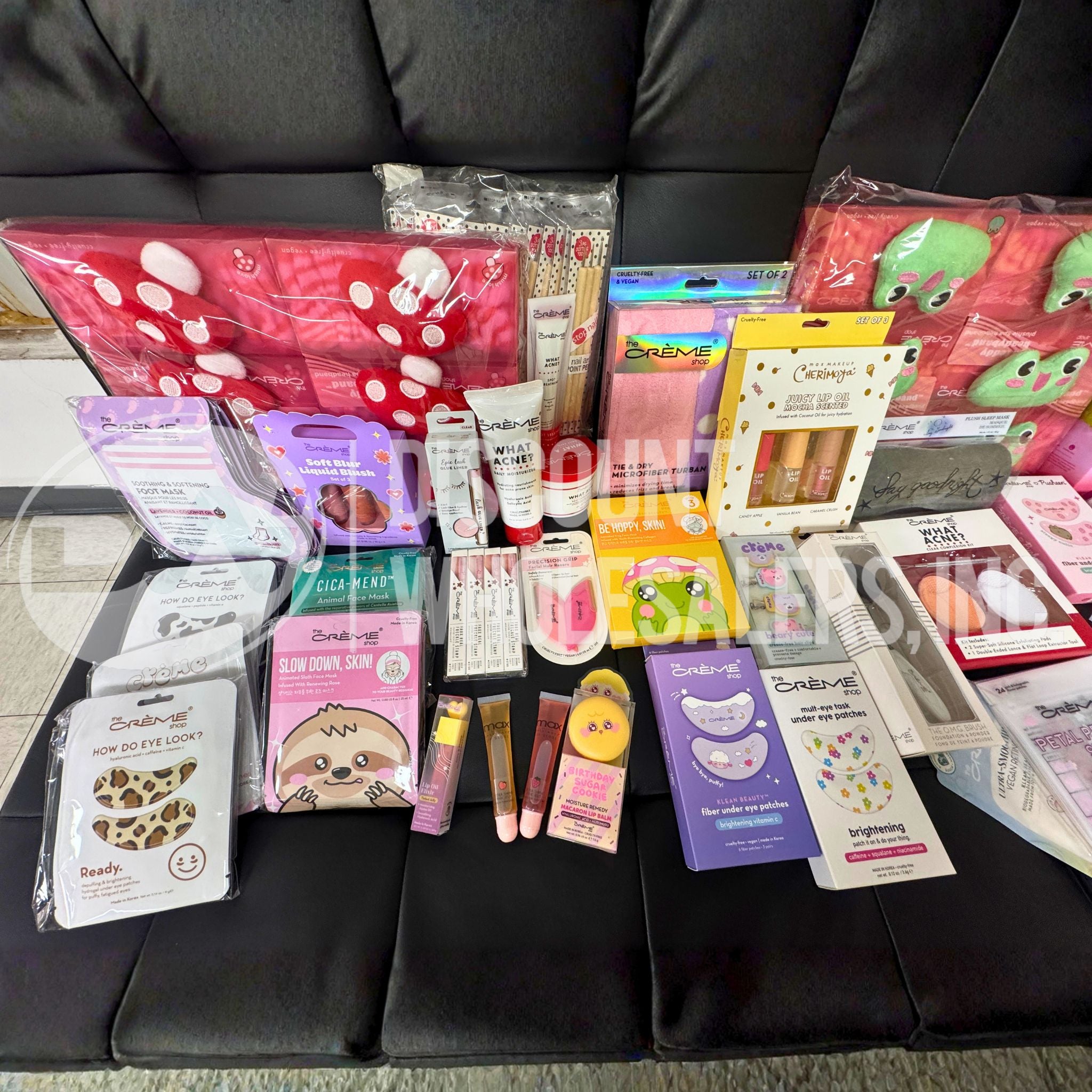 The Creme Shop Piece Assorted Makeup & Beauty #6 (10.000 Pcs Pallet ) The Creme Shop makeup pallet of 10,000 K-beauty pieces shrink-wrapped for shipping from Save More Liquidations