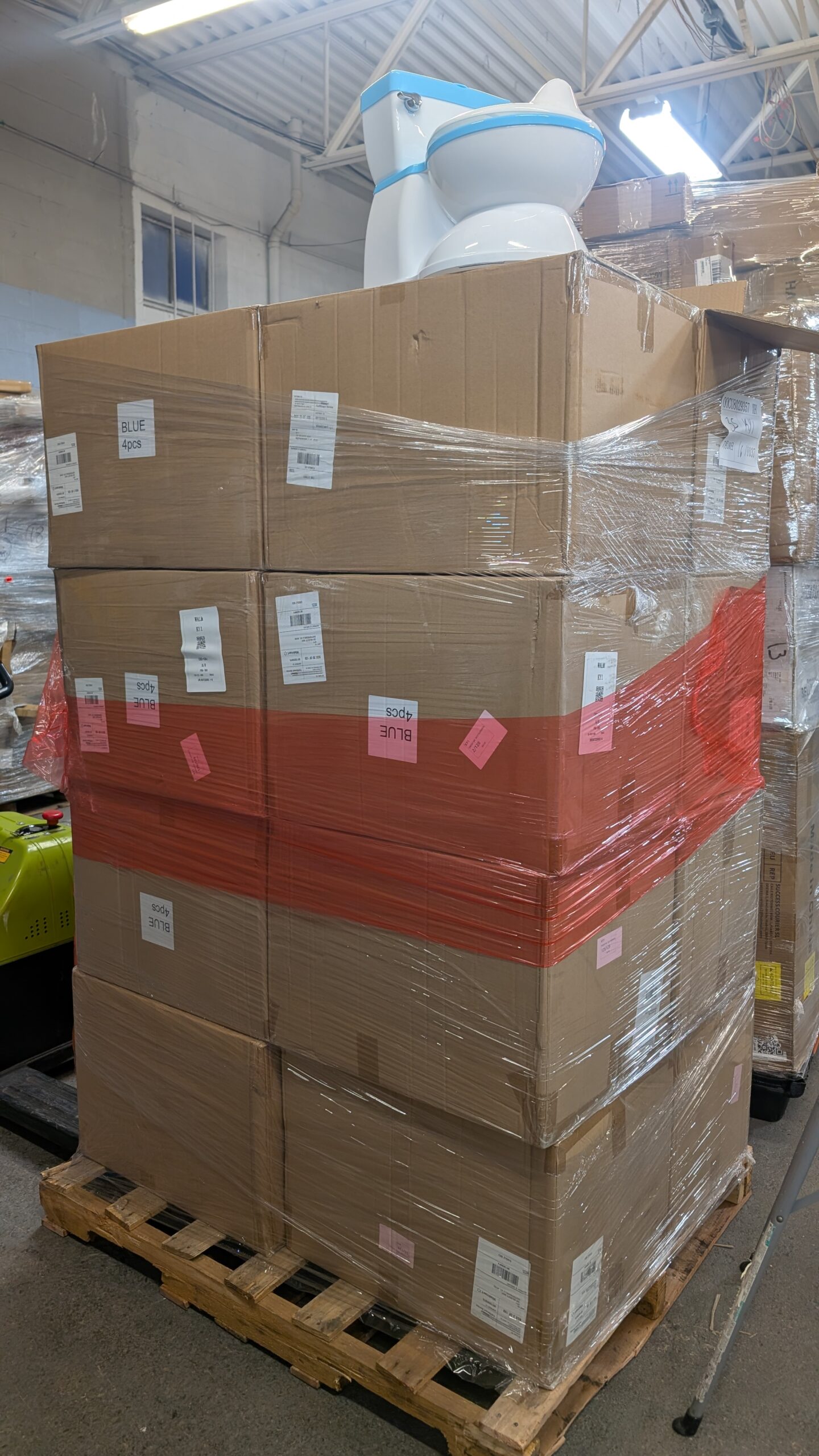 Potty Training Toilets ! Potty training toilets lot of wholesale potty trainers boxed for shipping from Save More Liquidations