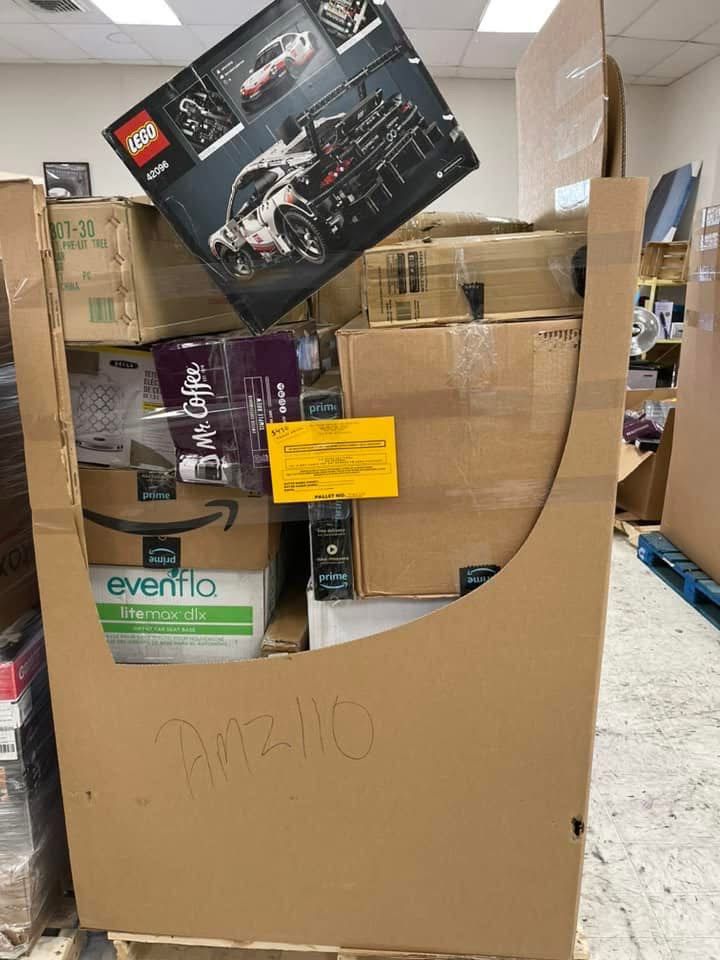 WhatsApp-Image-2026-03-29-at-12.17.18-AM.jpeg Amazon Mediums pallet — wrapped pallet of mixed Amazon medium-size returns inventory across general merchandise categories