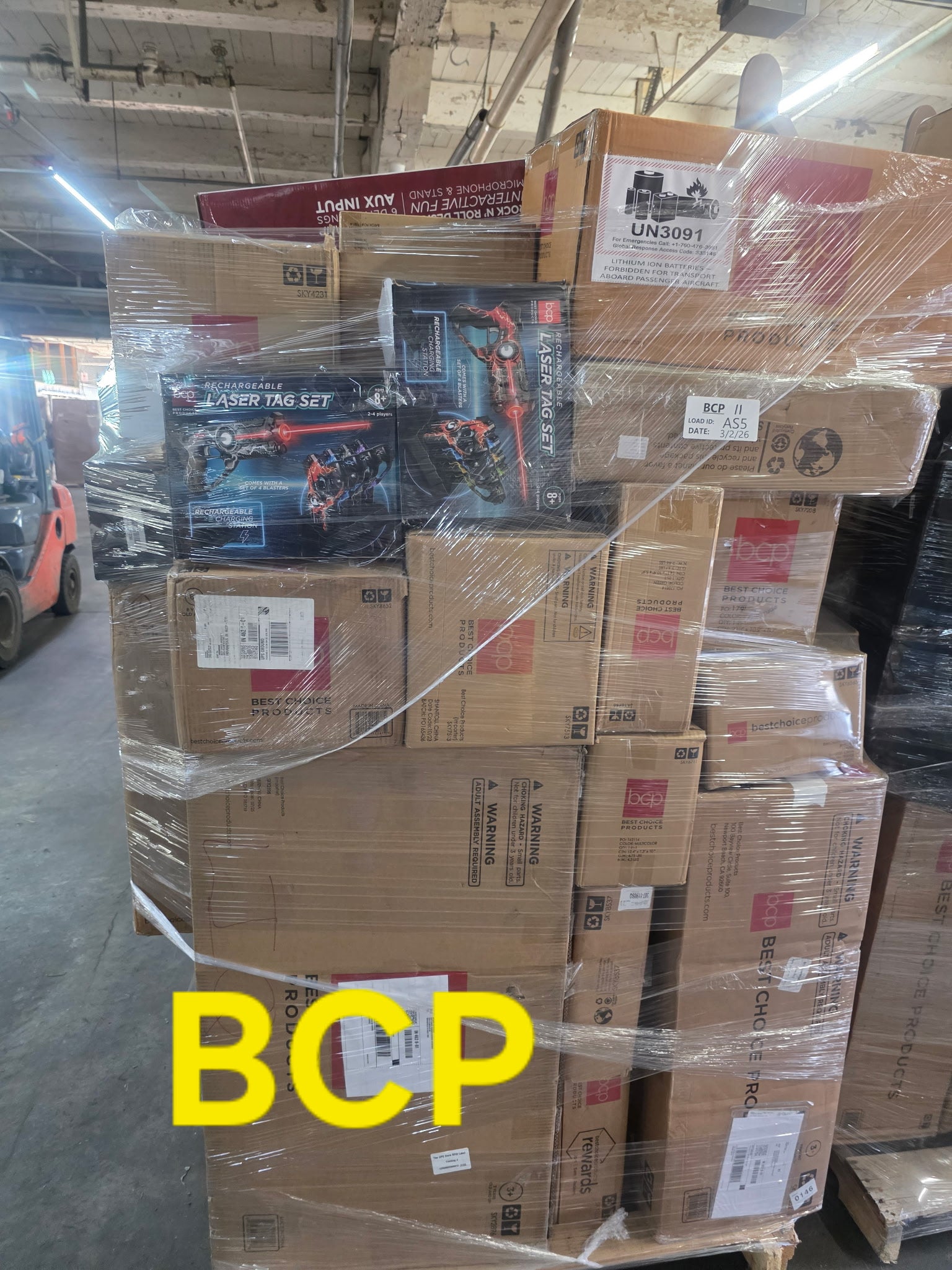bcp-home-outdoor-lifestyle-pallet.jpg BCP home outdoor lifestyle pallet — single pallet of Best Choice Products outdoor and lifestyle category inventory including patio furniture, outdoor decor, lifestyle products