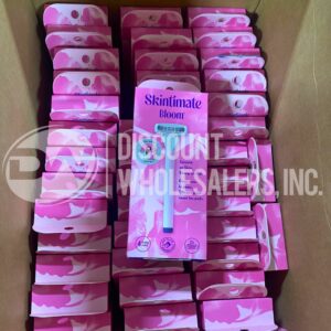 Wholesale razor pallet of 600 razor and cartridge shaving sets arranged for shipping from Save More Liquidations
