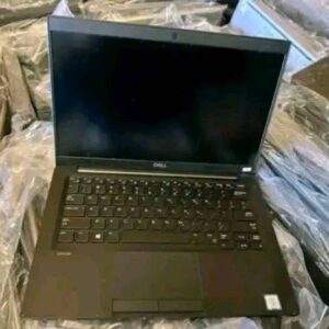 Laptop pallets — single pallet of mixed-brand laptop computer inventory across Dell, HP, Lenovo, Asus, Acer in 11-17 inch screen sizes