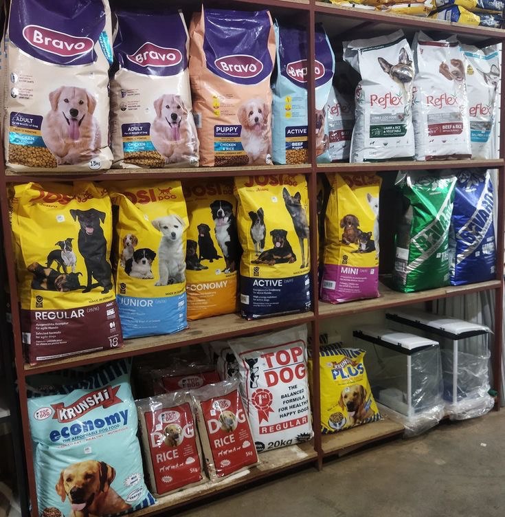 Pet Food Liquidation Pallets – Wholesale Pet food liquidation pallet of dog and cat food and treats wrapped for shipping from Save More Liquidations