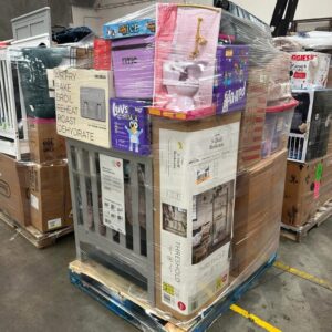 Buy Target pallets for sale — wrapped single Target liquidation pallet at the $550 entry-tier price point for first-time Target pallet buyers and side-hustle resellers testing the Target pallet category at low cost basis