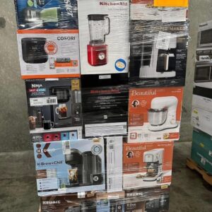 Small kitchen appliance pallet of 120 countertop electrics boxed for shipping from Save More Liquidations