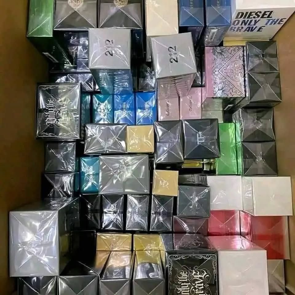 200 UNITS – Mixed Perfume Pallet (Wholesale Lot) Wholesale perfume pallet of 200 fragrance units shrink-wrapped for shipping from Save More Liquidations