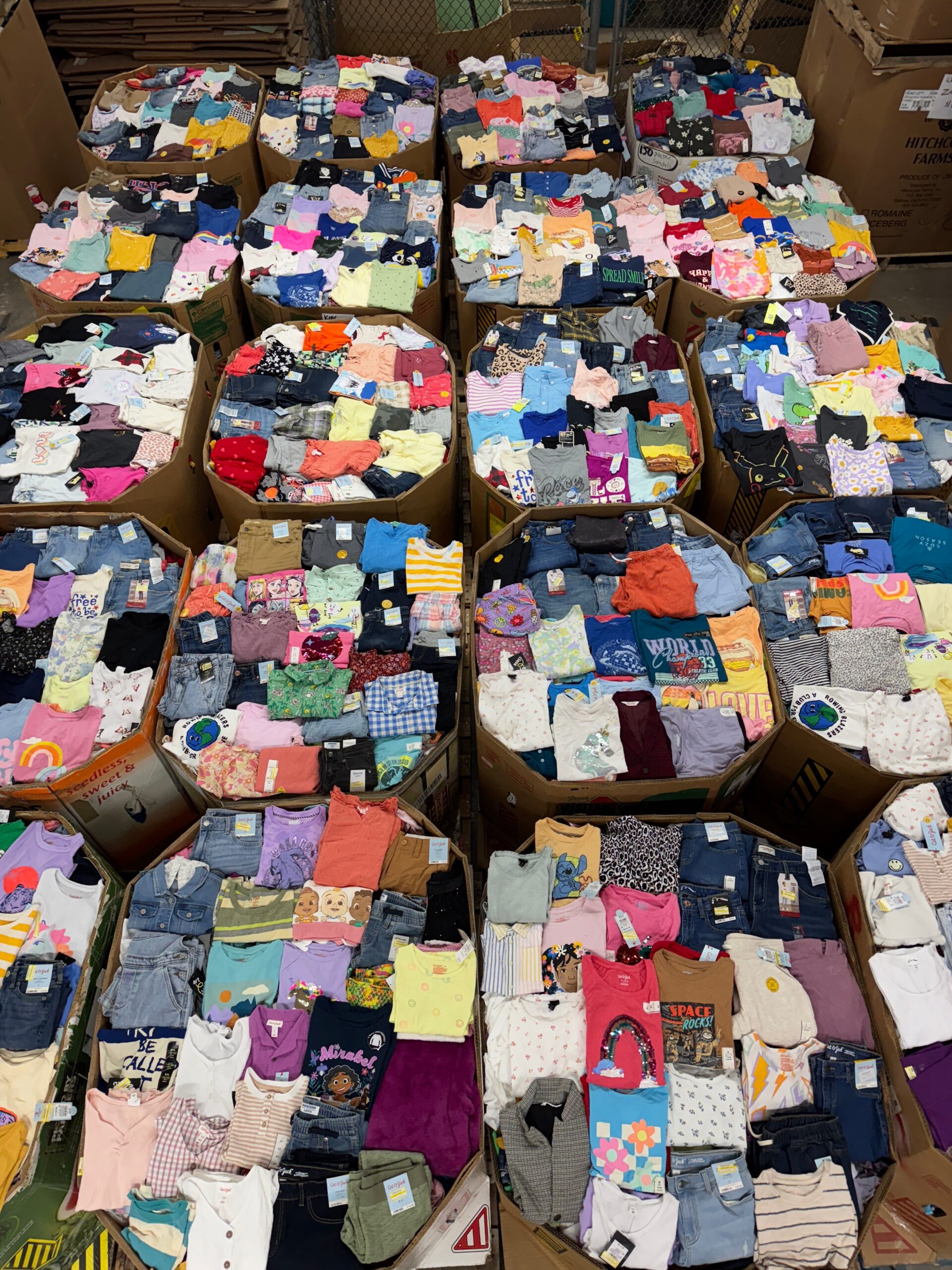 target-kids-clothes-750-850-pieces-scaled-1.jpg Target kids clothes pallet — wrapped pallet of 1,500-1,600 all-season Target kids apparel pieces sized ages 2 through 16, mixed boys and girls, heavy spring/summer weighting