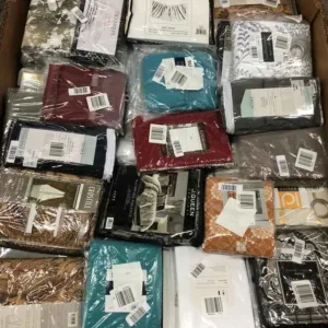 Wholesale bed sheet pallet — single pallet of 150 brand-name bed sheets across Twin, Full, Queen, King, California King in cotton, microfiber, sateen, and bamboo blends